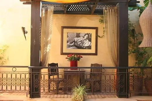 Riad Nathalie